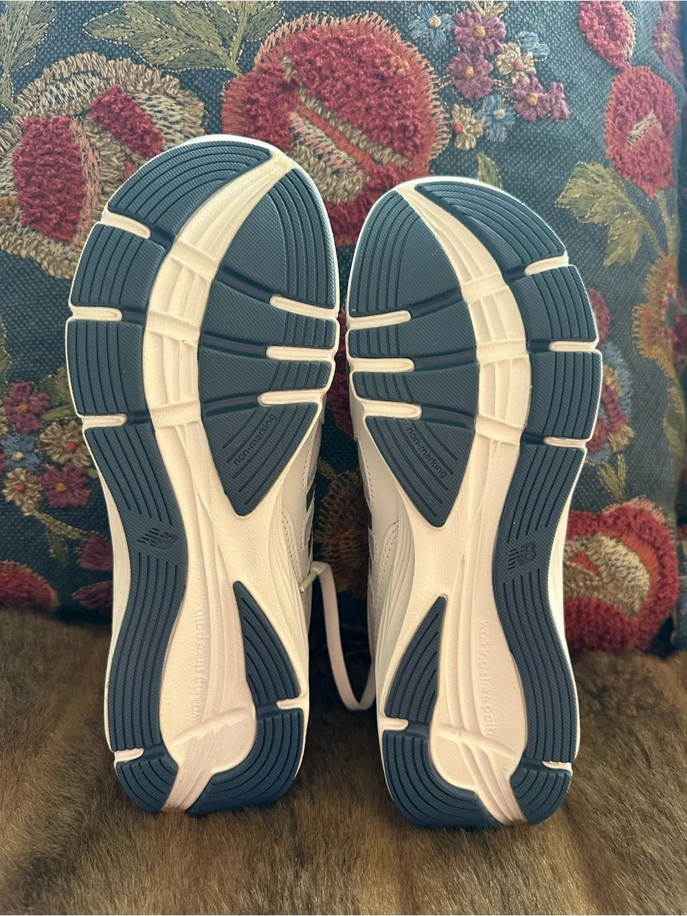 Nike Women’s White & Light Blue Sneakers